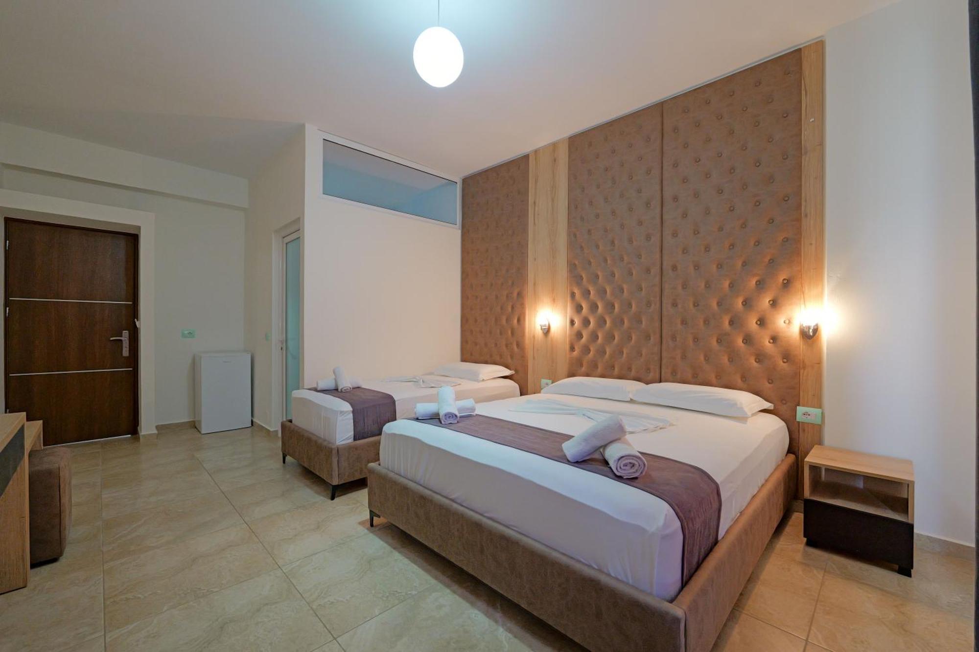 Hotel Esmerald 卡萨米尔 外观 照片